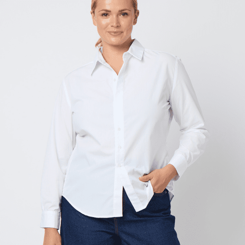 ClassicButtonDown WhiteChloieCloseUp